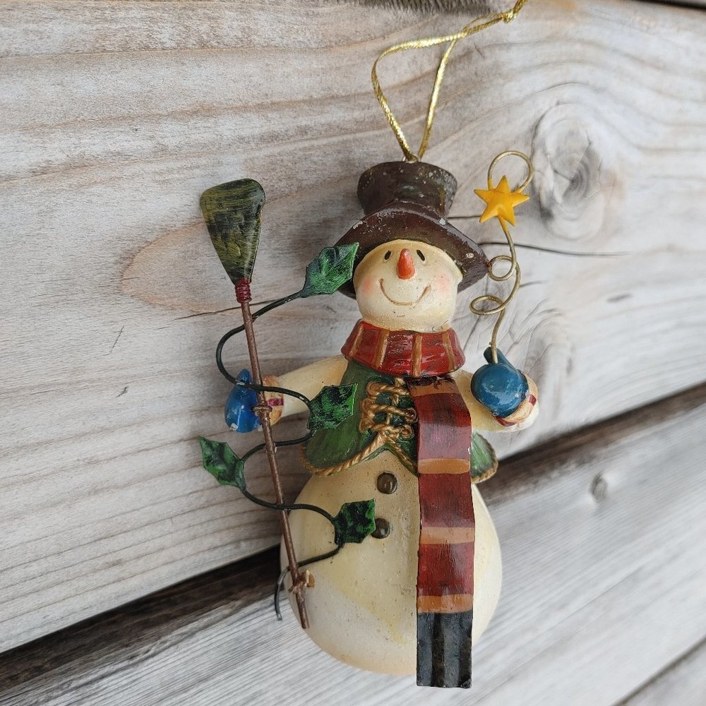 Sweet RETRO Look Snowman Ornament Christmas Tree